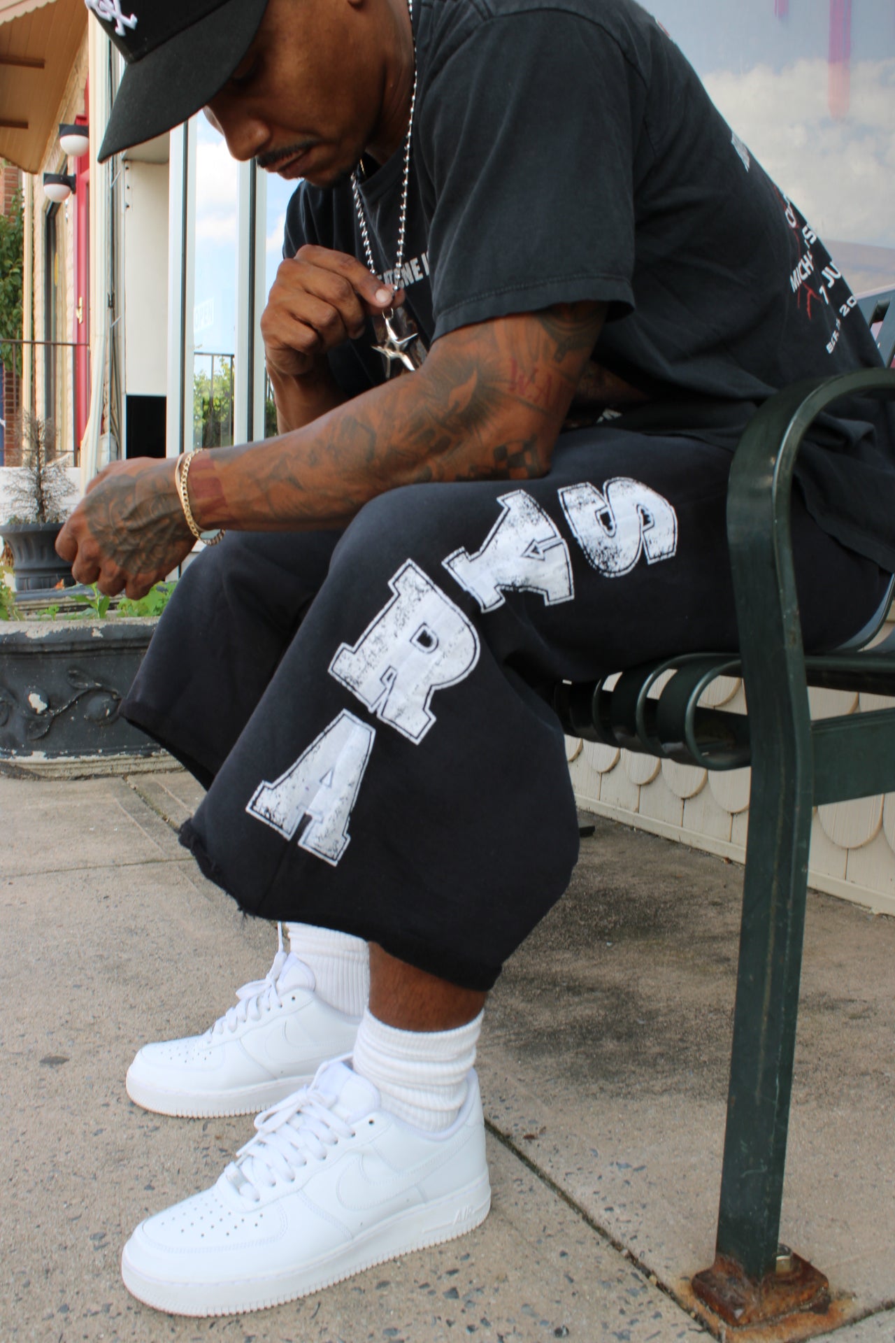 SYRA 3/4 Baggy Shorts